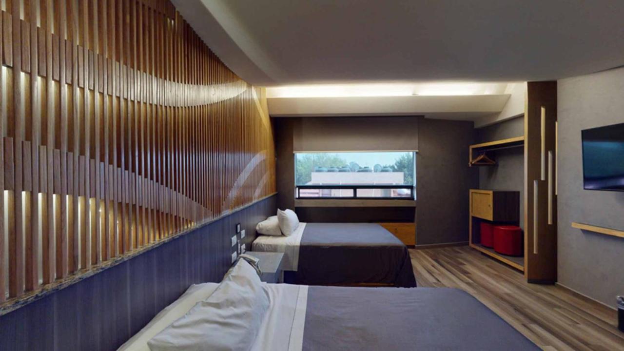Hotel Patriotismo Mexico City Exterior photo